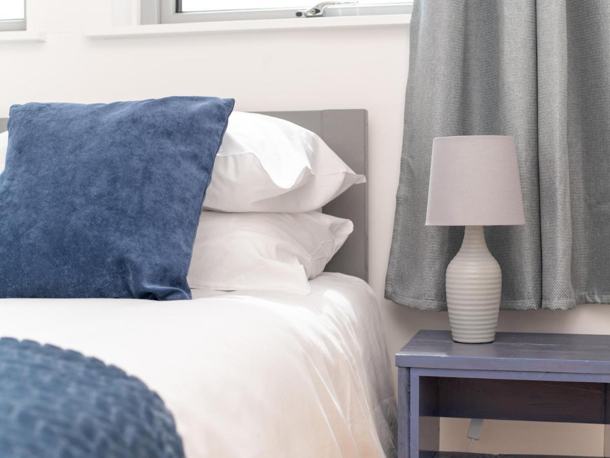 Pass The Keys Bright Modern One Bed Apartment - Bath City Centre Dış mekan fotoğraf